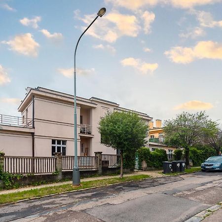 Apartman Xaveriova Prag Exterior foto