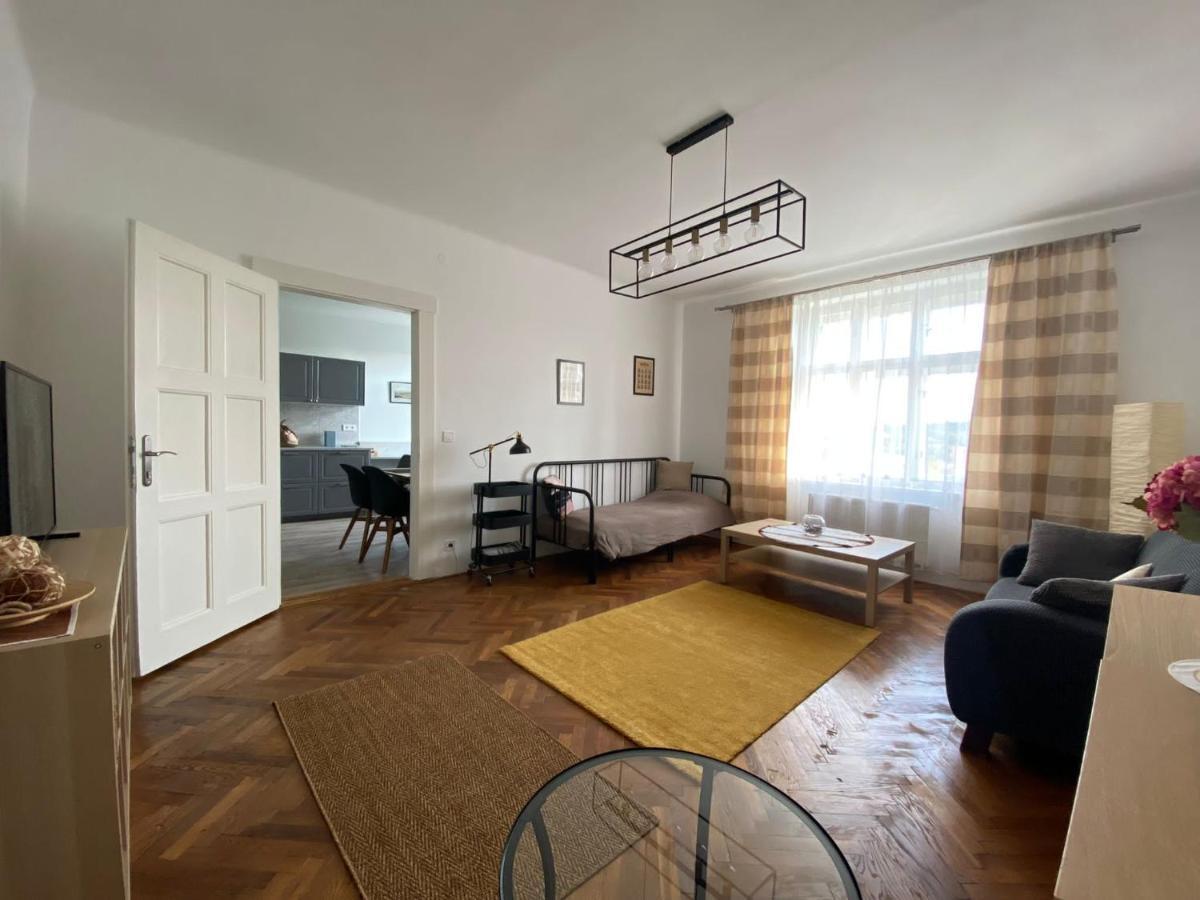 Apartman Xaveriova Prag Exterior foto