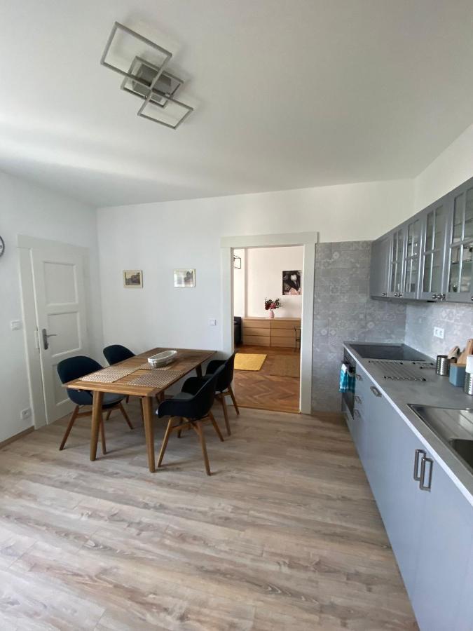Apartman Xaveriova Prag Exterior foto